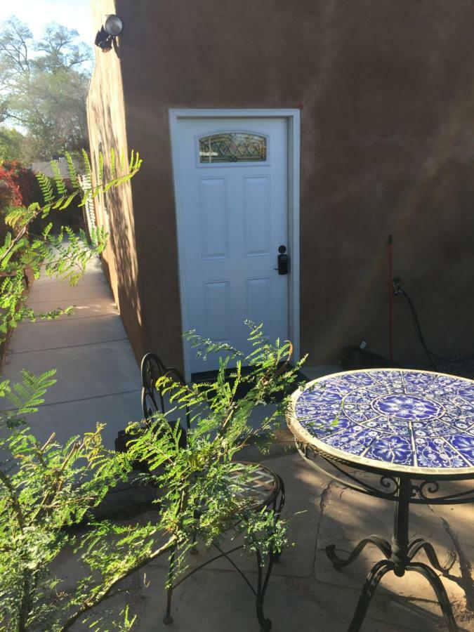 The Upper Room At Casa1022 Compound Albuquerque Exterior photo